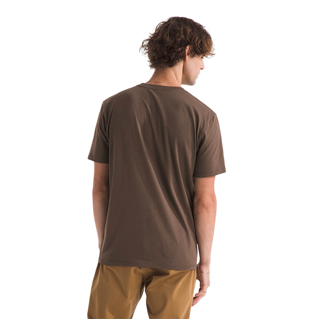 CAMISETA HALF DOME PARA HOMBRE COLOR CAFE